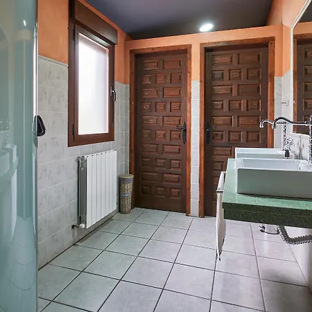 펜션 Pajarilla De Cosuenda